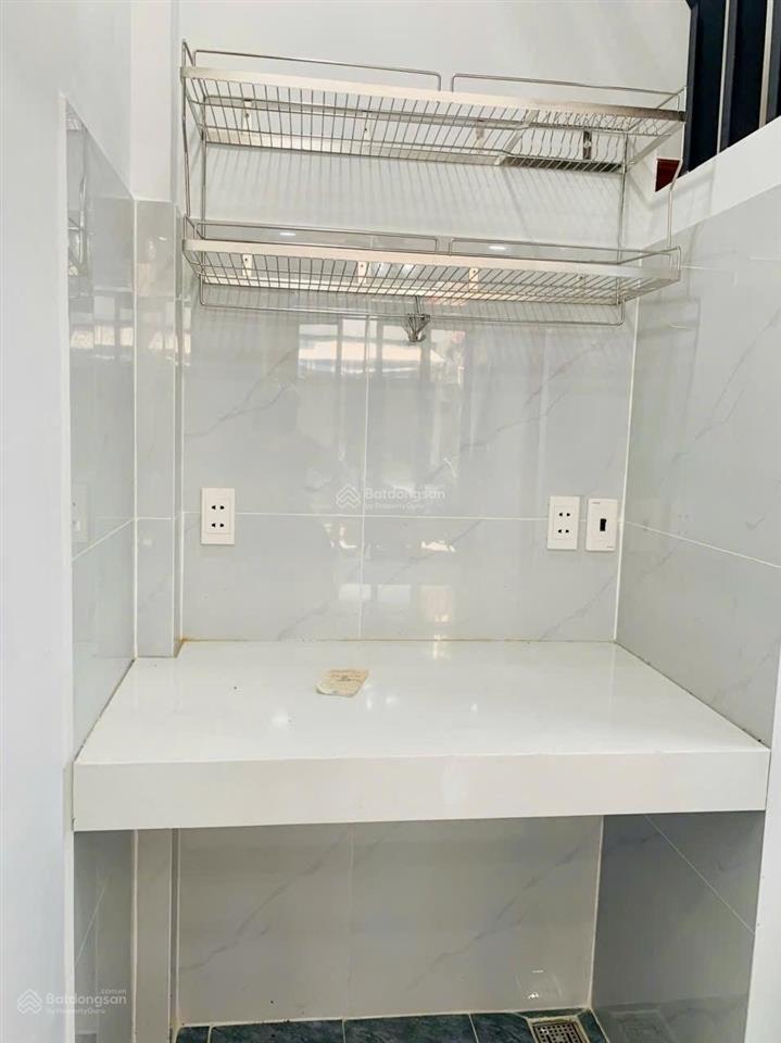 Bán nhà bình tiên, phường 8, quận 6, 3 tầng, hxh, shr, nhỉnh 2 tỷ