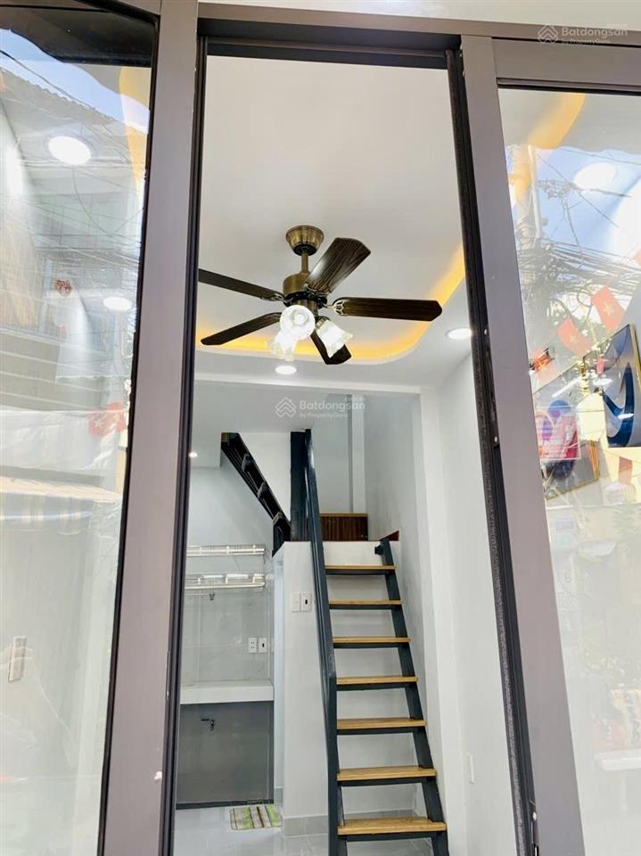 Bán nhà bình tiên, phường 8, quận 6, 3 tầng, hxh, shr, nhỉnh 2 tỷ