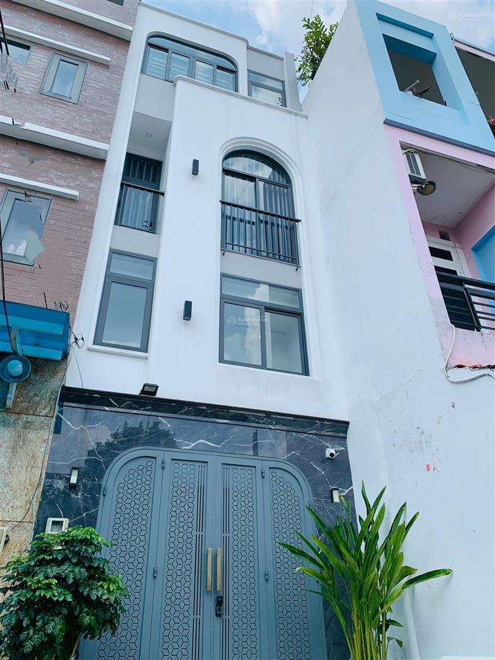 Bán nhà quận 6, phường 6, đường hồng bàng, hxh 8m, ngang 5m khủng, 4 tầng, shr 9 chủ