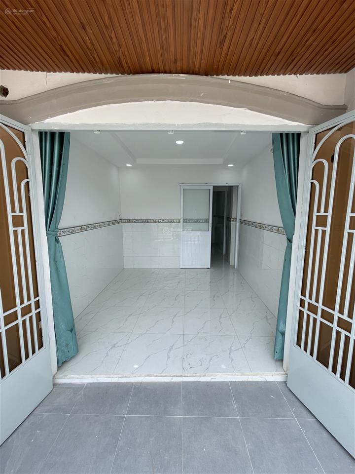 Bán nhà quận 6, phường 8, đường văn thân, 3pn, 3 lầu, shr 9 chủ, ko qh, ko lg, vào ở ngay, 1,95 tỷ
