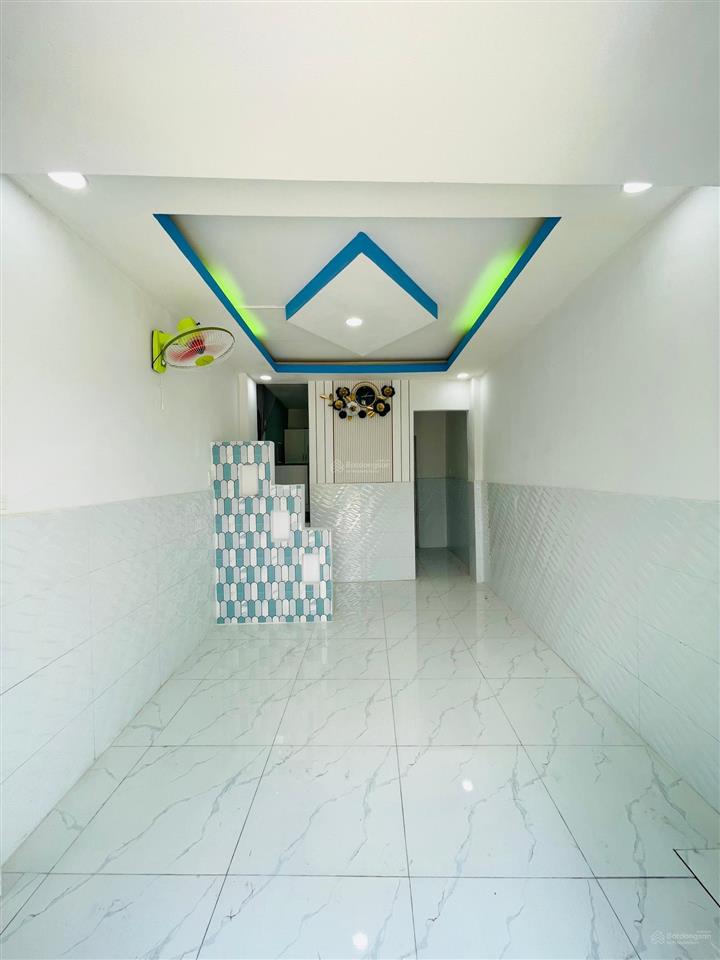 Bán nhà quận 6, phường 8, đường văn thân, 3pn, 3 lầu, shr 9 chủ, ko qh, ko lg, vào ở ngay, 1,95 tỷ