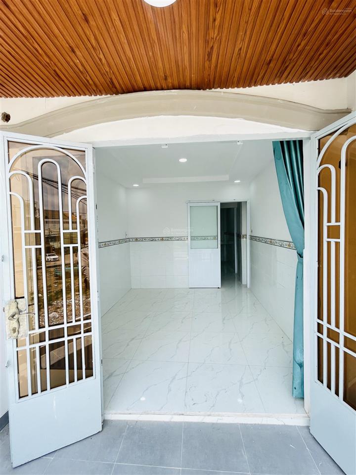 Bán nhà quận 6, phường 8, đường văn thân, 3pn, 3 lầu, shr 9 chủ, ko qh, ko lg, vào ở ngay, 1,95 tỷ