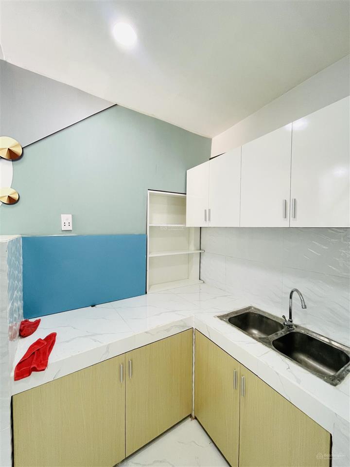 Bán nhà quận 6, phường 8, đường văn thân, 3pn, 3 lầu, shr 9 chủ, ko qh, ko lg, vào ở ngay, 1,95 tỷ