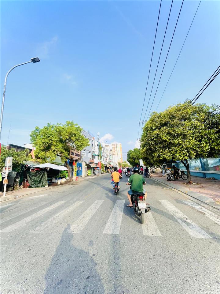 Bán nhà mặt tiền kinh doanh nhộn nhịp đường trương đình hội, phường 16, quận 8, shr 9 chủ, rẻ 5.9t