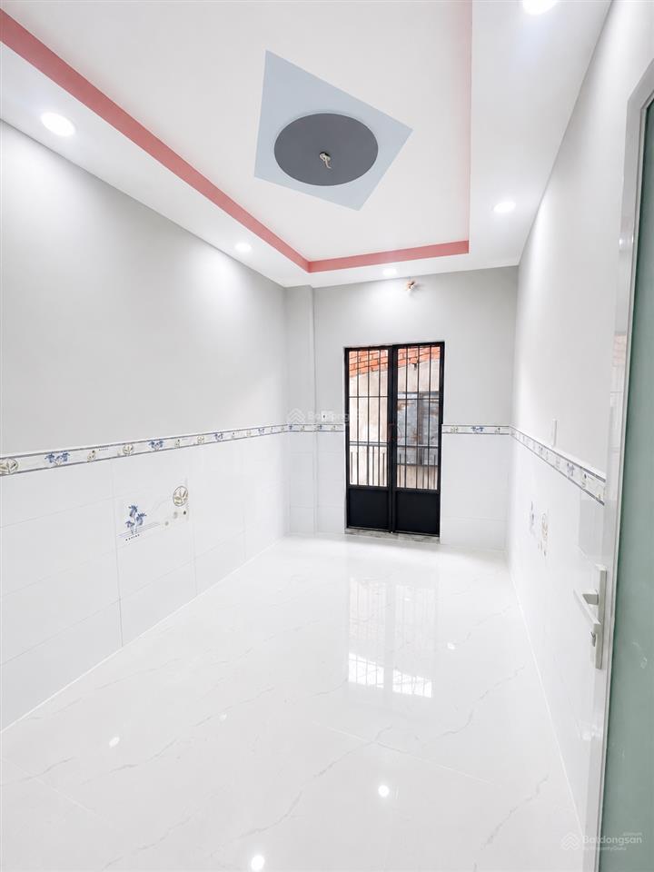 Bán nhà quận 6, p8, đường bình tiên, 42m², hxh, 3pn, shr 9 chủ, ko qh, ko lg, giá rẻ 3.9 tỷ