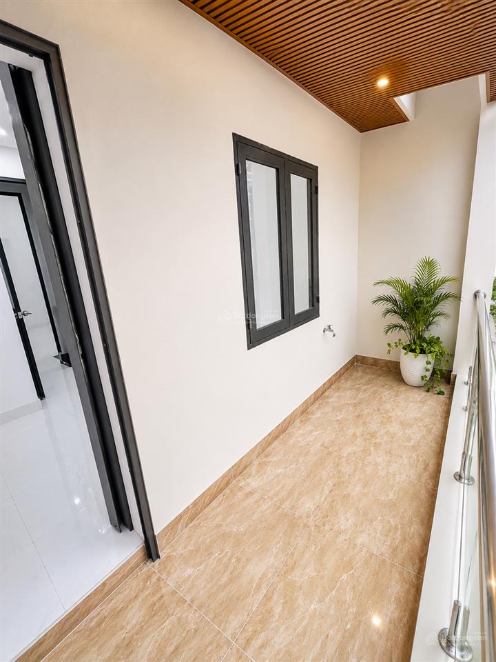 Bán nhà quận 6, p8, đường bình tiên, 42m², hxh, 3pn, shr 9 chủ, ko qh, ko lg, giá rẻ 3.9 tỷ
