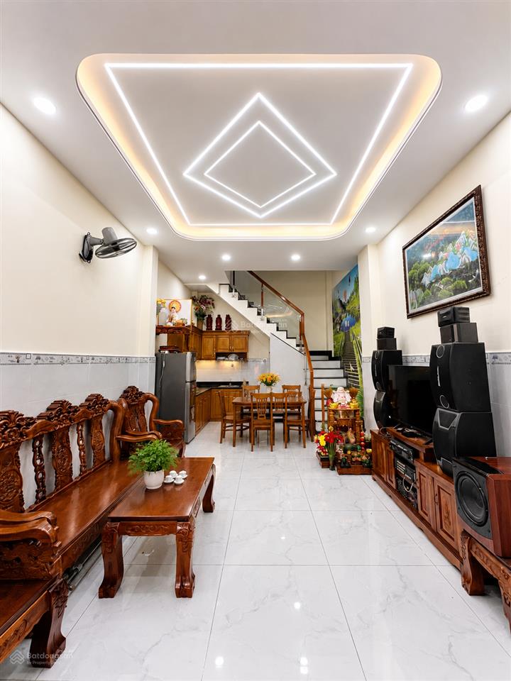 Bán nhà quận bình tân, phường bình trị đông, đường hương lộ 2, hxh, 34pn, shr 9 chủ, giá rẻ 5 tỷ