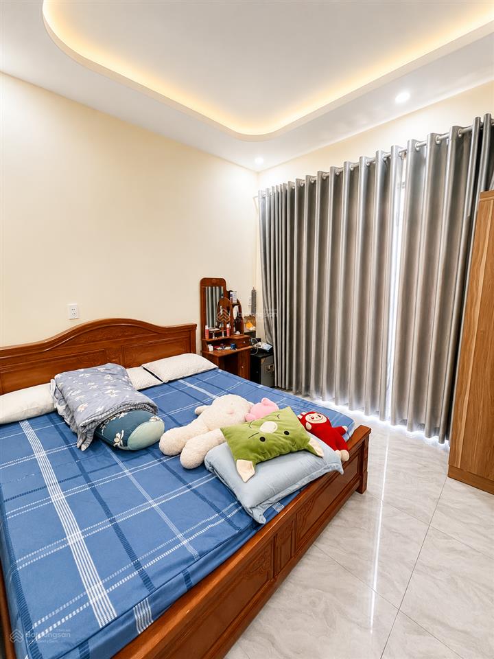 Bán nhà quận bình tân, phường bình trị đông, đường hương lộ 2, hxh, 34pn, shr 9 chủ, giá rẻ 5 tỷ