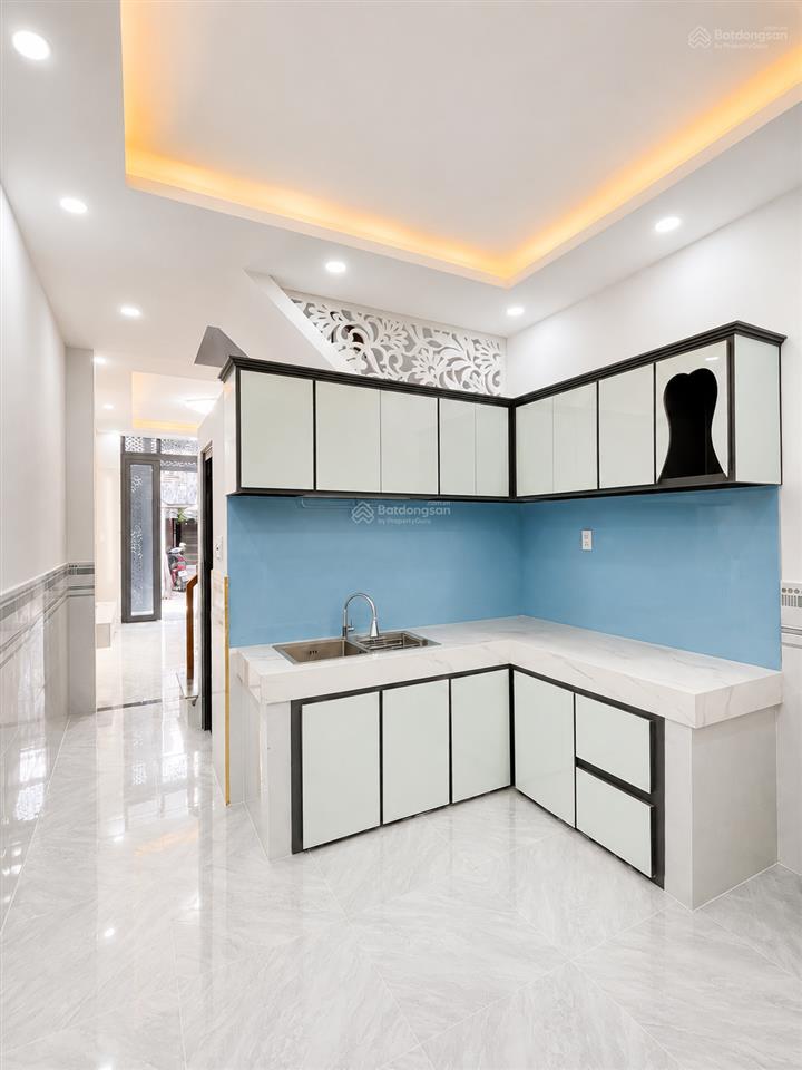 Bán nhà giáp q6 võ văn kiệt p16, q8, 42m2, 34pn, 3wc, hxh, shr, ko qh, giá 3.95t