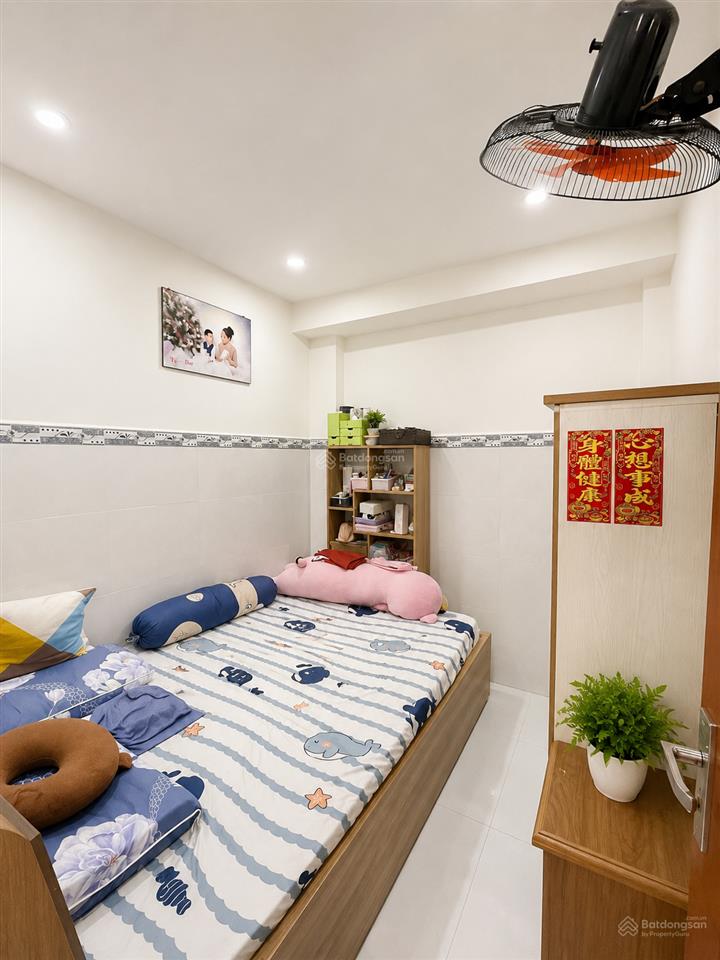 Bán nhà q6, tân hoà đông, hxh, 2pn, 2wc, gần coopmart phú lâm chỉ hơn 100m, shr 9 chủ, ko qh, ko lg
