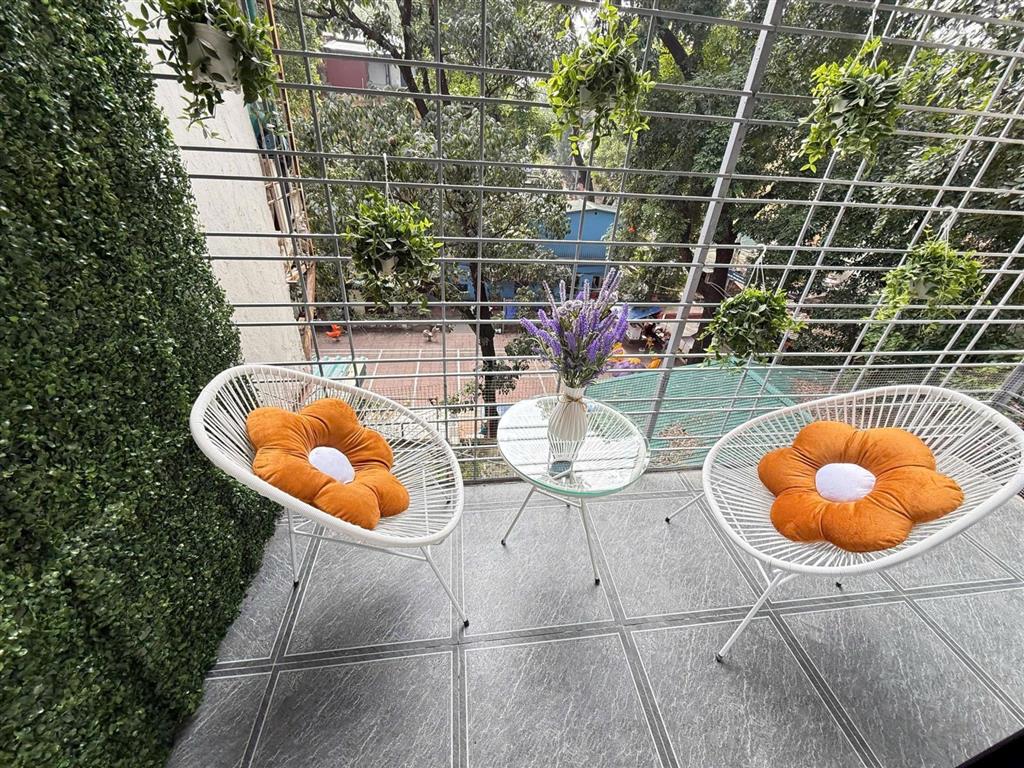 Cực sốc hiếm có khó tìm! bán gấp tập thể lô góc  kim liên lương đình của đống đa gia giá 4,6 tỷ