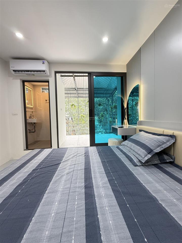 Bán căn hộ tập thể kim liên  đống đa hà nội  dt 119m2, 3pn + 2wc  ô tô đỗ cầu thang  giá 4,5t