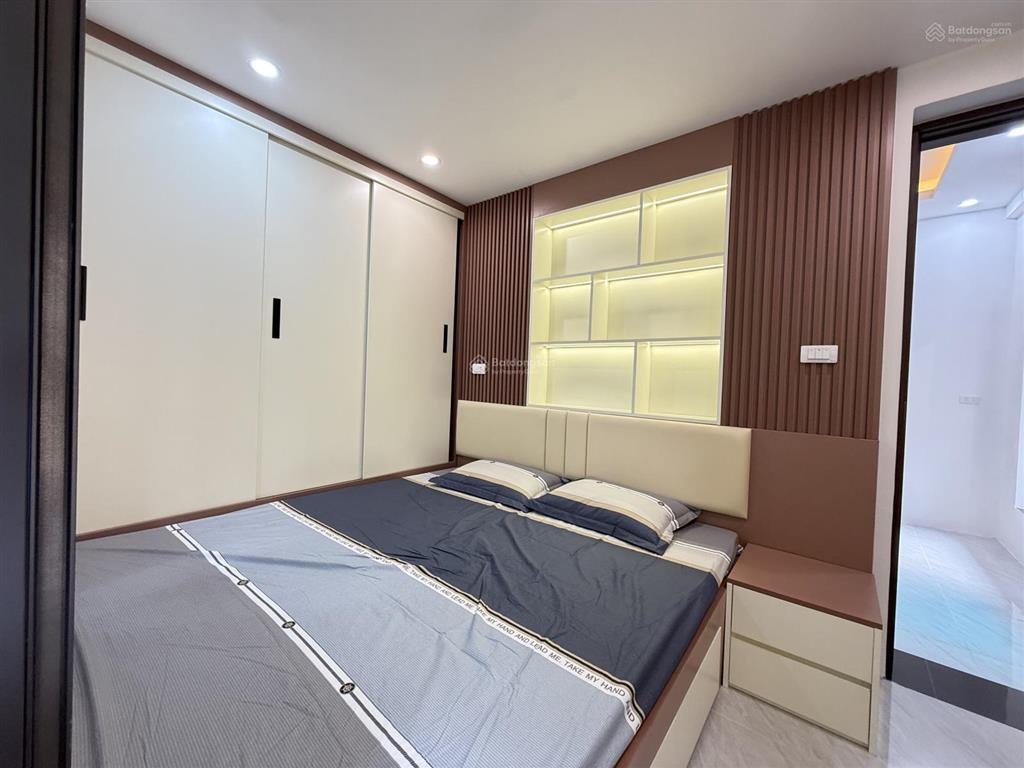 Bán căn hộ tập thể kim liên  đống đa hà nội  dt 119m2, 3pn + 2wc  ô tô đỗ cầu thang  giá 4,5t