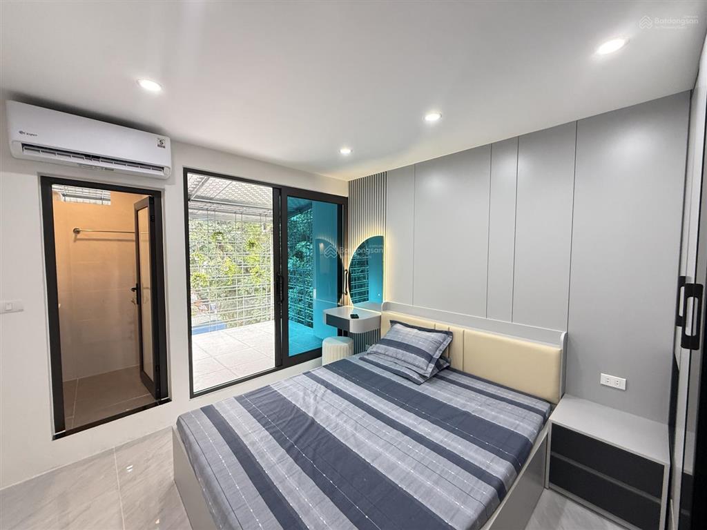 Bán căn hộ tập thể kim liên  đống đa hà nội  dt 119m2, 3pn + 2wc  ô tô đỗ cầu thang  giá 4,5t