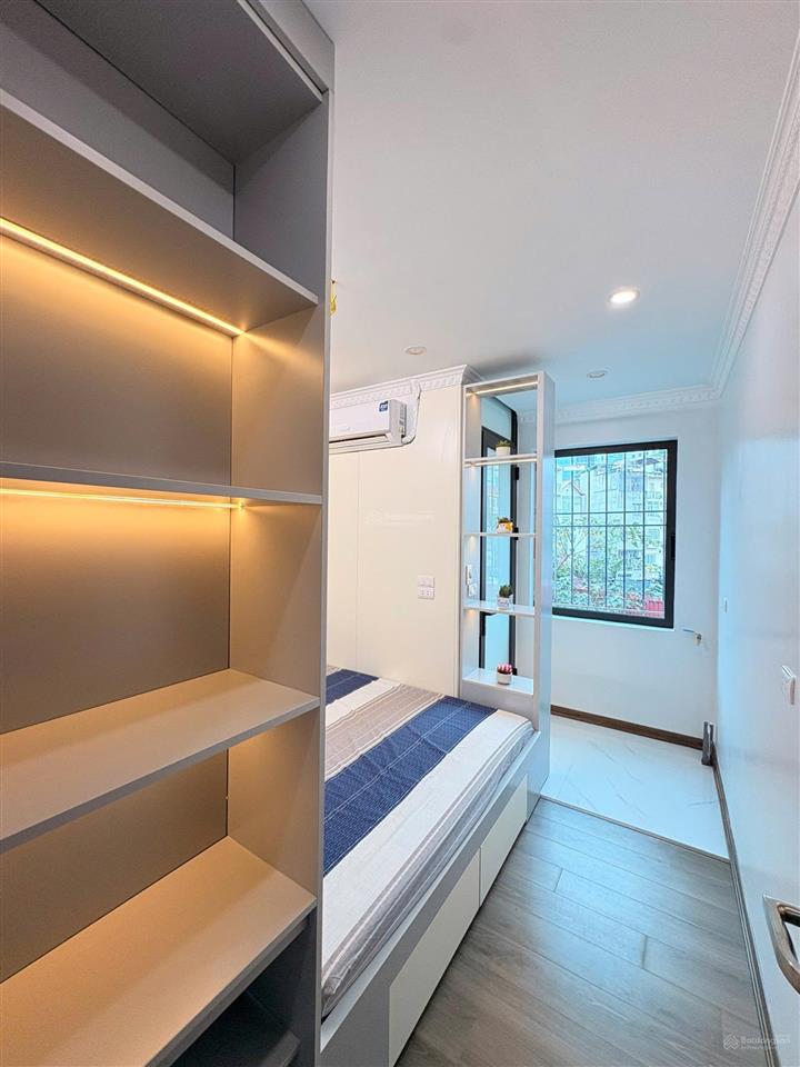 Bán nhà riêng tại kim mã, 5 tỷ, 19m2, 3 tầng, 2pn, 3wc, nội thất đầy đủ