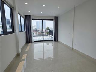 Bán nhà trần quốc hoàn  cầu giấy  pl  ô tô tránh  kinh doang  dt 45m, x7t, thang máy, giá 17,5