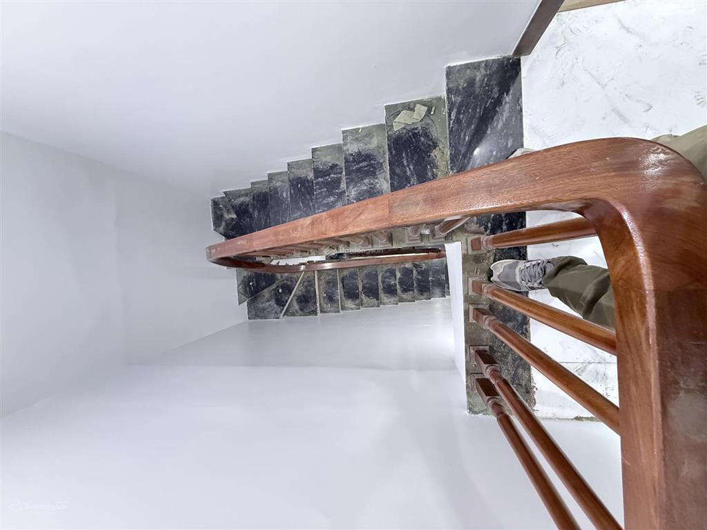 Bán nhà riêng tại nguyễn thái học, 5 tỷ, 20 m2, giá tốt