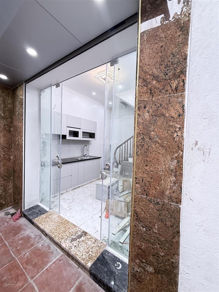 Bán nhà riêng tại nguyễn thái học, 5 tỷ, 20 m2, giá tốt