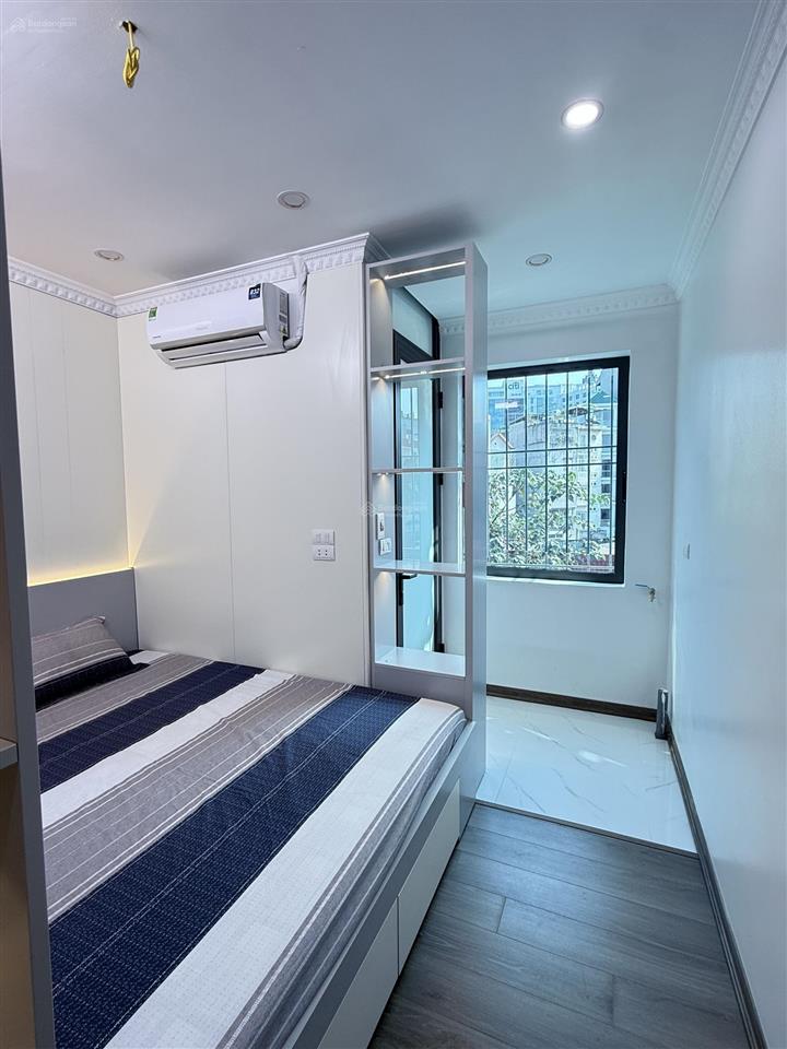 Bán nhà riêng tại nguyễn thái học, 4,98 tỷ, 21m2, 3 tầng, 3wc, đầy đủ nội thất