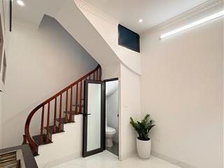 Bán nhà riêng tại nguyễn thái học, 4,89 tỷ, 21 m2, chính chủ, giá siêu hời