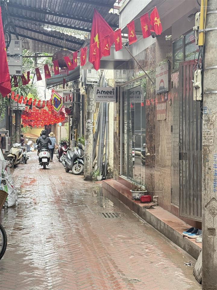 Bán nhà riêng đẹp tại xuân thủy, 6,99 tỷ, 50m2, nhiều tiện ích