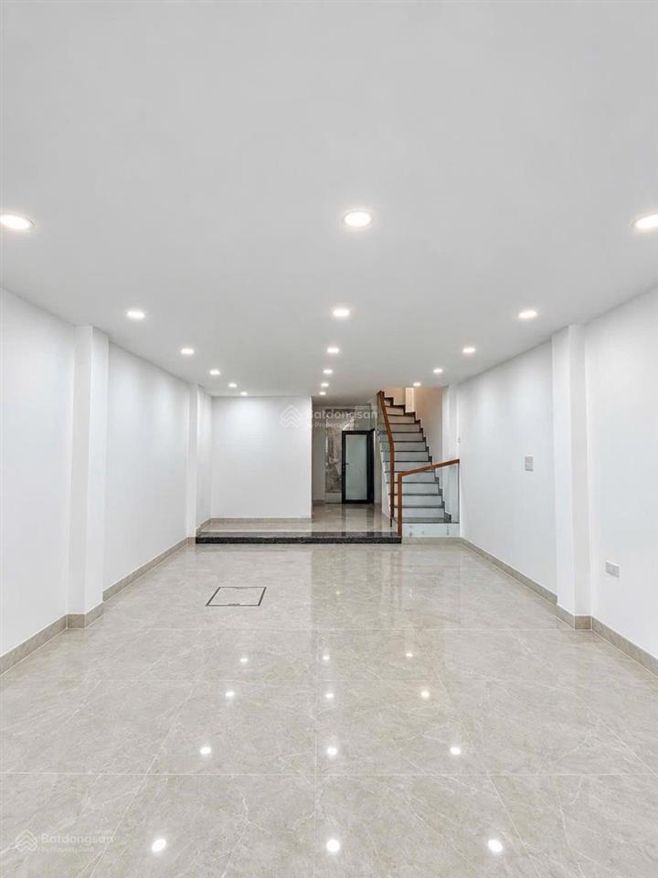 Bán gấp nhà phân lô 8t, thang máy  tại kim mã  ba đình  dt 60m, mt 5m, giá 26,8 tỷ