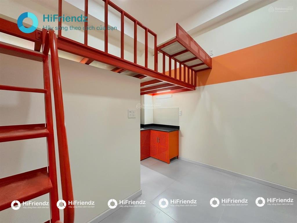 Phòng gác mới xây  3triệu7 có sẳn máy lạnh ngay gần cầu vượt nguyễn thái sơn