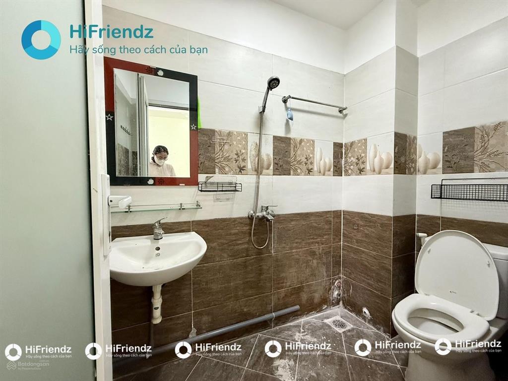 Phòng studio full nội thất mới xây ngay dương quảng hàm gần đh văn lang