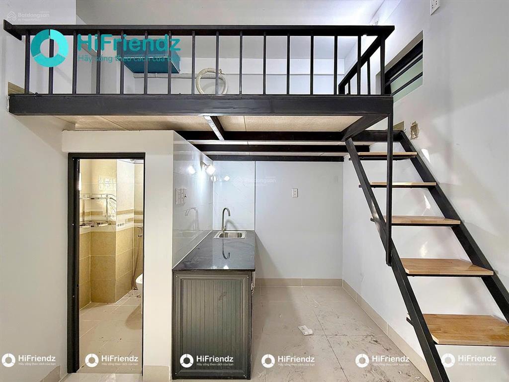 Phòng mới xây  gần cầu vượt nguyễn thái sơn