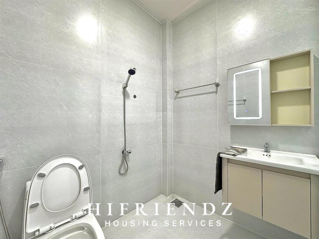 Nhà nguyên căn mini 1 trệt 1 lầu 50m2 ngay sát đh văn lang, đh công nghiệp và đh nguyễn tất thành