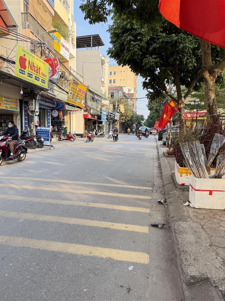 Bán nhà cấp 4 kim chung  đông anh 50m2 đầy đủ công năng, ngõ ô tô, giá 4,6 tỷ