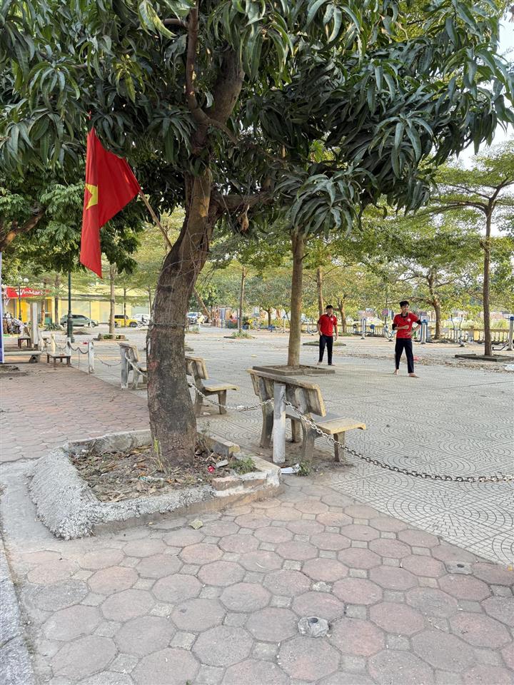 Bán nhà cấp 4 kim chung  đông anh 50m2 đầy đủ công năng, ngõ ô tô, giá 4,6 tỷ