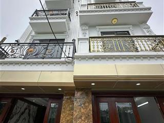 Nhà mới nguyễn khoái 30m2, 5 tầng, cách mặt phố 10m, giá 5 tỷ