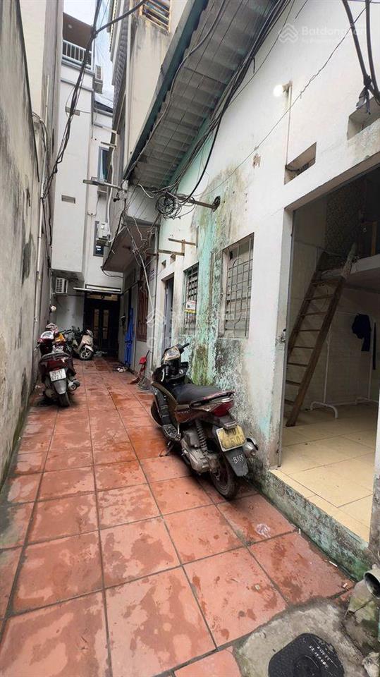 28m2 đất tam trinh, ô tô đỗ cổng, mặt tiền 4.5m, có nhà c4 giá 4.9 tỷ
