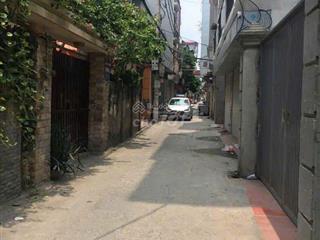 28m2 đất tam trinh, ô tô đỗ cổng, mặt tiền 4.5m, có nhà c4 giá 4.9 tỷ
