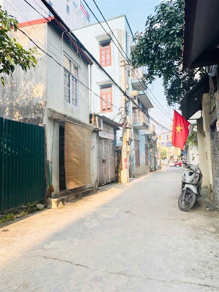 28m2 đất tam trinh, ô tô đỗ cổng, mặt tiền 4.5m, có nhà c4 giá 4.9 tỷ