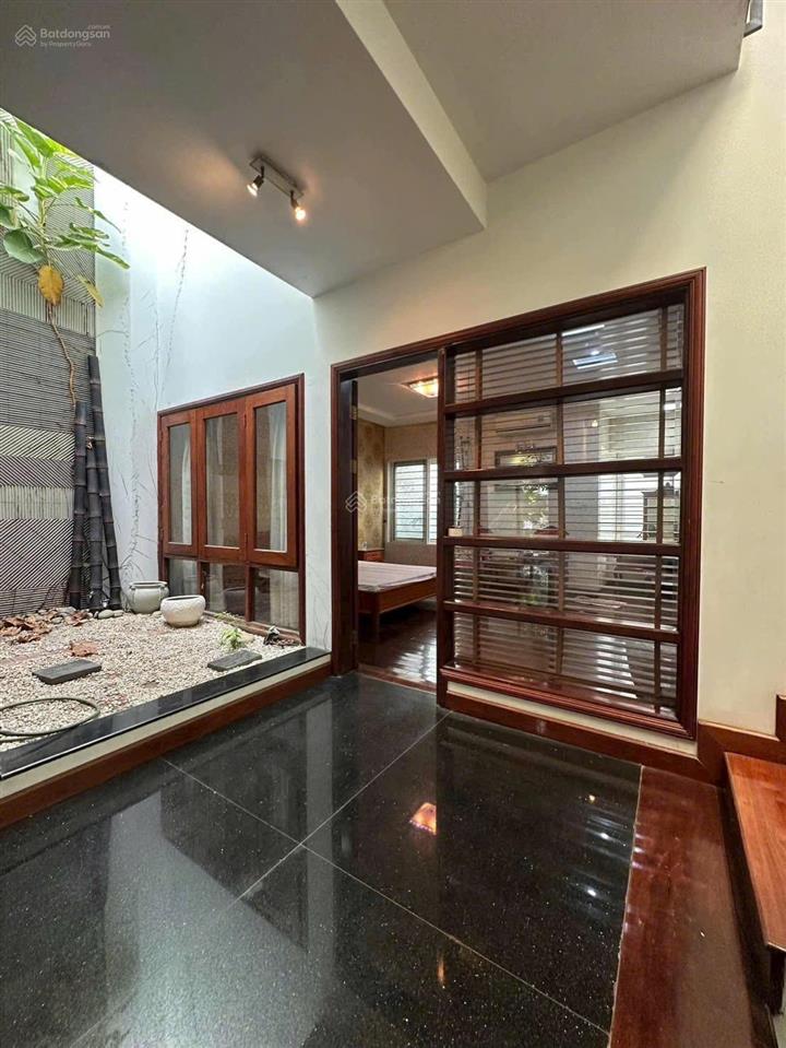 Biệt thự 220m2 trường sơn ngay sân bay  (13x17m) 3 tầng  hxh tránh nhau chỉ 36 tỷ tl