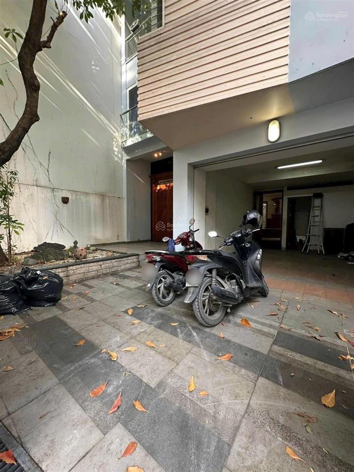 Biệt thự 220m2 trường sơn ngay sân bay  (13x17m) 3 tầng  hxh tránh nhau chỉ 36 tỷ tl