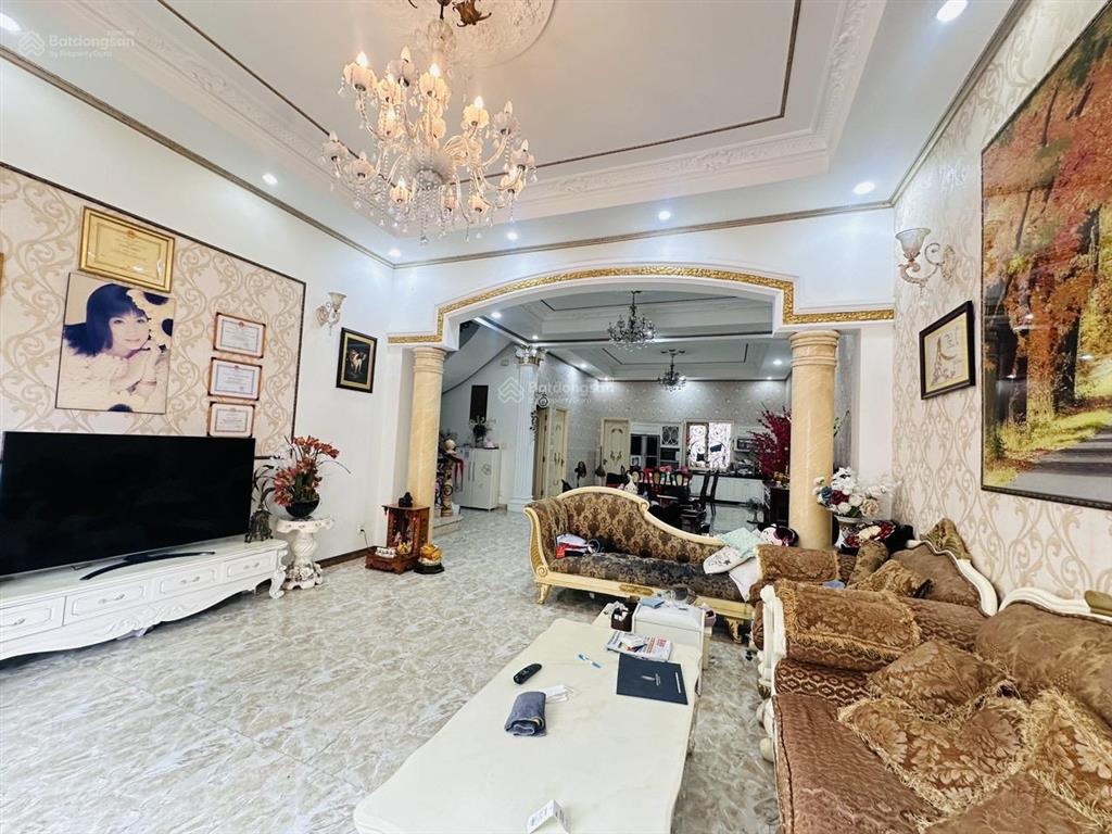 2 mặt tiền ngay tân hương  ~320m2 chỉ 70 triệu/m2  ngang 10m  3 tầng  tiện xây chdv, khách sạn