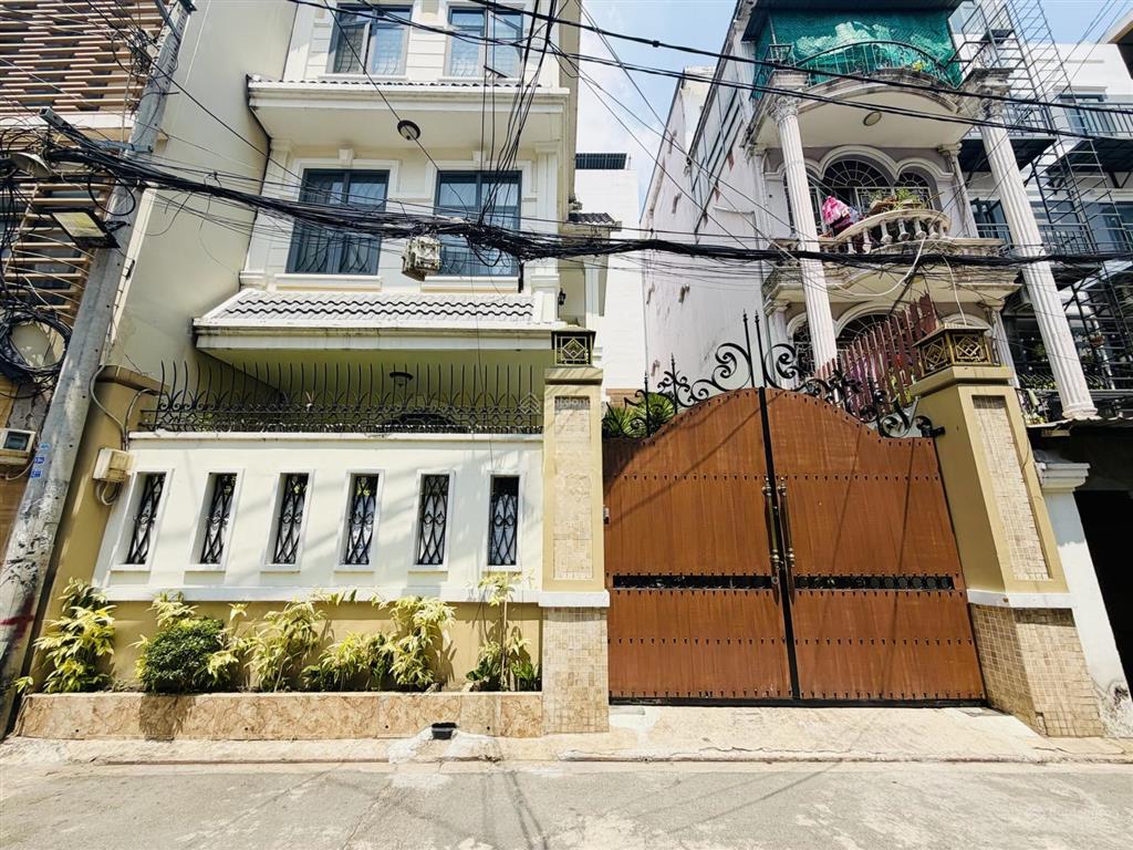 Biệt thự vip phổ quang  240m2 (ngang 10.5x23m) 3 tầng sát  xe hơi vào nhà  42 tỷ tl