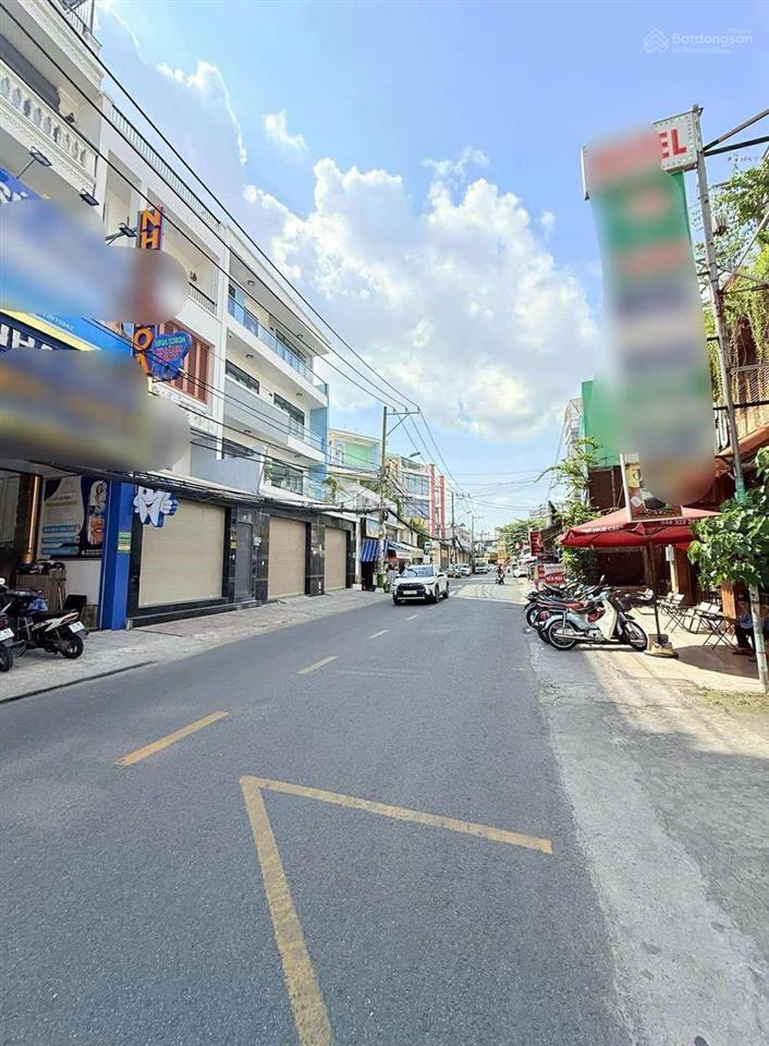 Khách sạn mặt tiền "tên lửa" 170m2 (12x14m) 4 tầng 15pn  chỉ hơn 22 tỷ tl   0901 222 ***