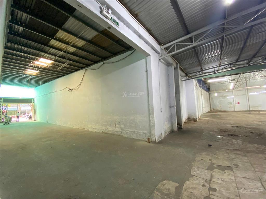 Mặt tiền lớn 885m2 ( 20x45m) " kênh tân hoá "mở nhà hàng, xưởng,khách sạn  vị trí siêu đẹp