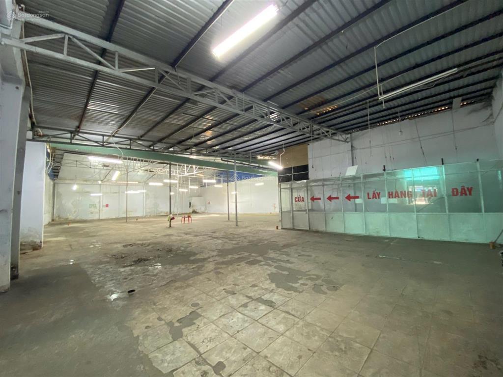 Mặt tiền lớn 885m2 ( 20x45m) " kênh tân hoá "mở nhà hàng, xưởng,khách sạn  vị trí siêu đẹp