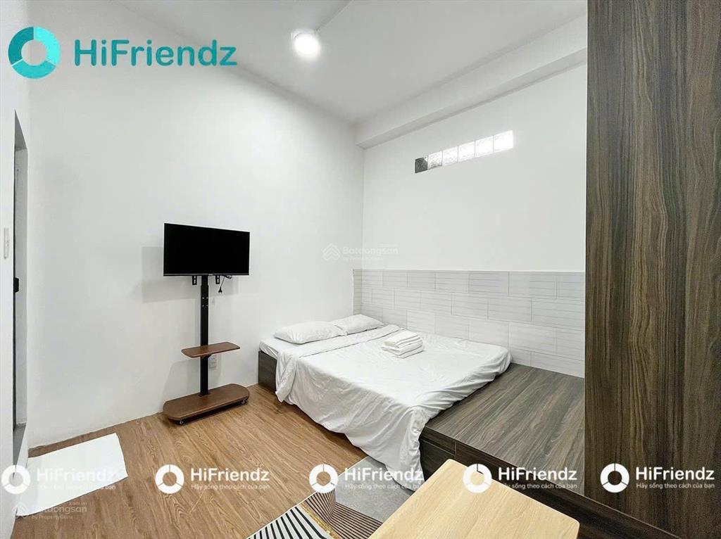 Chdv mới ngay chợ tân hương 5x25m 6 tầng 21 phòng  hđ khoán 90tr/th  chỉ hơn 18 tỷ thương lượng