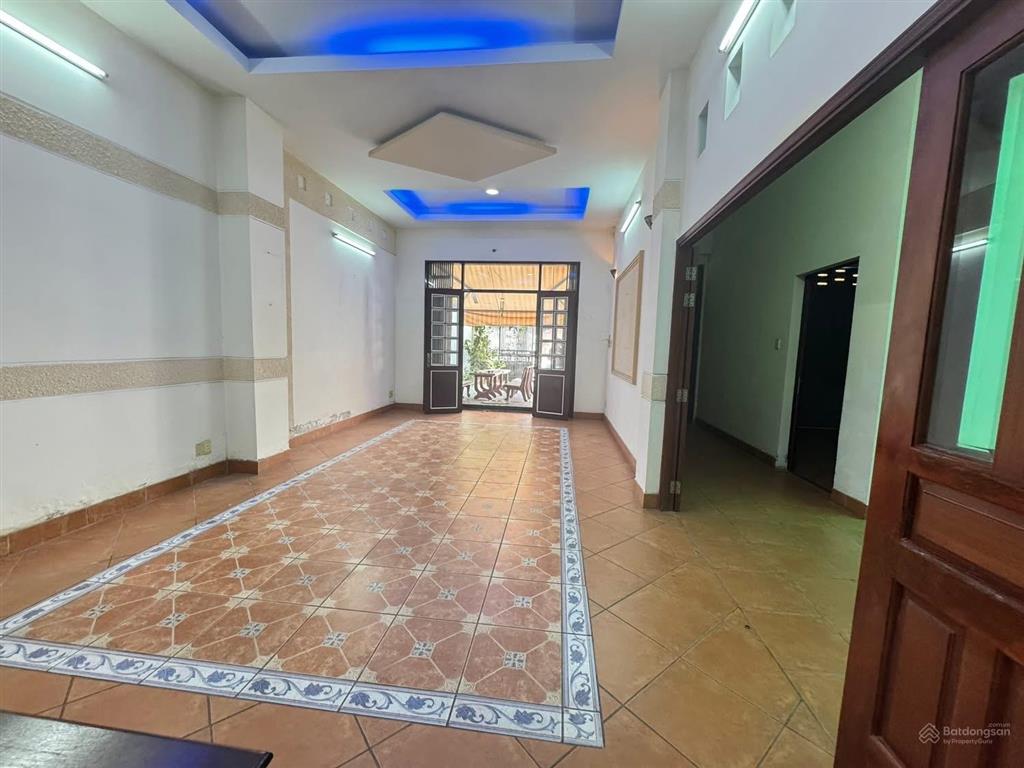 Quang trung gv  245m2 ( 10m x 24.5m ) 4 tầng 20 phòng tiện cải tạo chdv, khách sạn