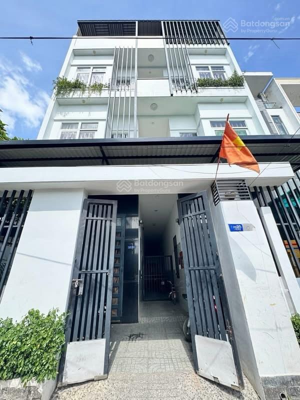 Chdv thống nhất 28 phòng  195m2 ( 9x22m ) 5 tầng hẻm ô tô  dòng tiền 1.2tỷ/năm   0901 222 ***