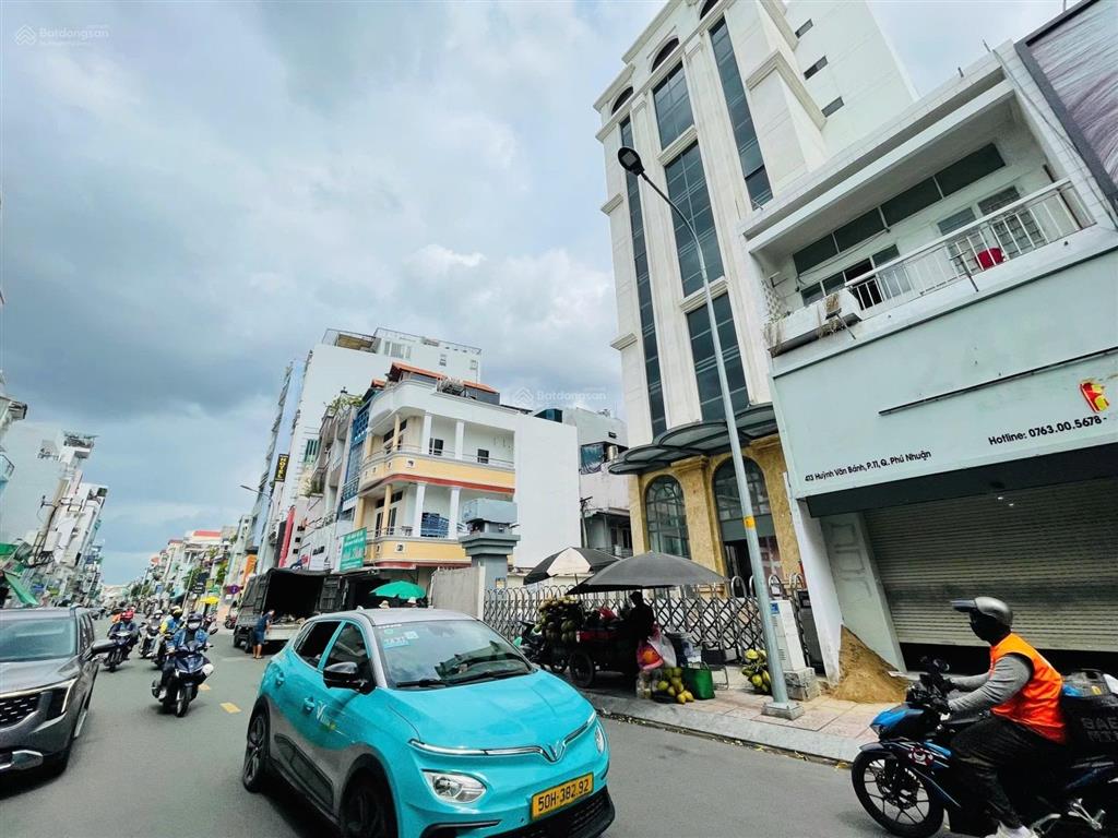 Mặt tiền ngang to 10m "huỳnh văn bánh" phú nhuận  3 tầng đoạn kd thời trang  46 tỷ tl