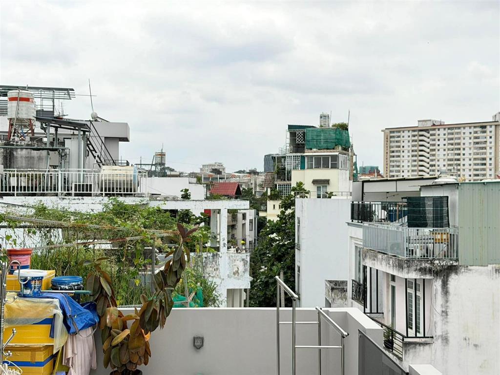 Hẻm xe hơi 6m thông đ.cmt8  khu phân lô  4x16m  4 tầng  chỉ nhỉnh 11 tỷ tl