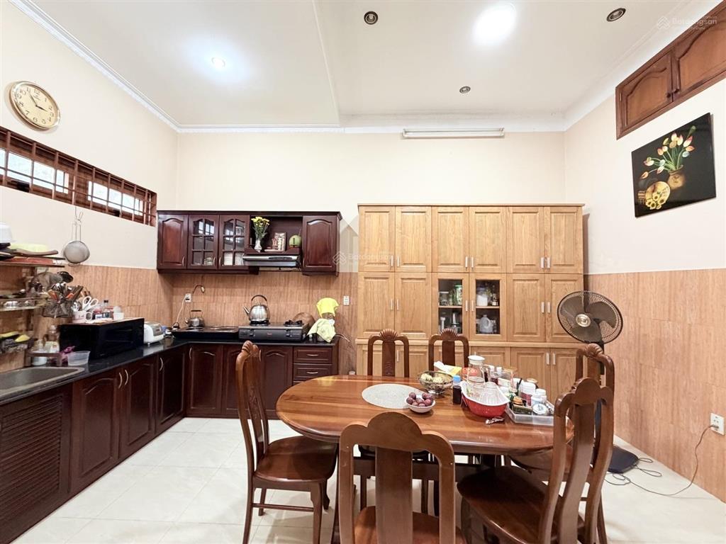 Biệt thự hẻm 8m "hoàng dư khương" q10  185m2 (8x22m) 3 tầng  một trục ra mặt tiền