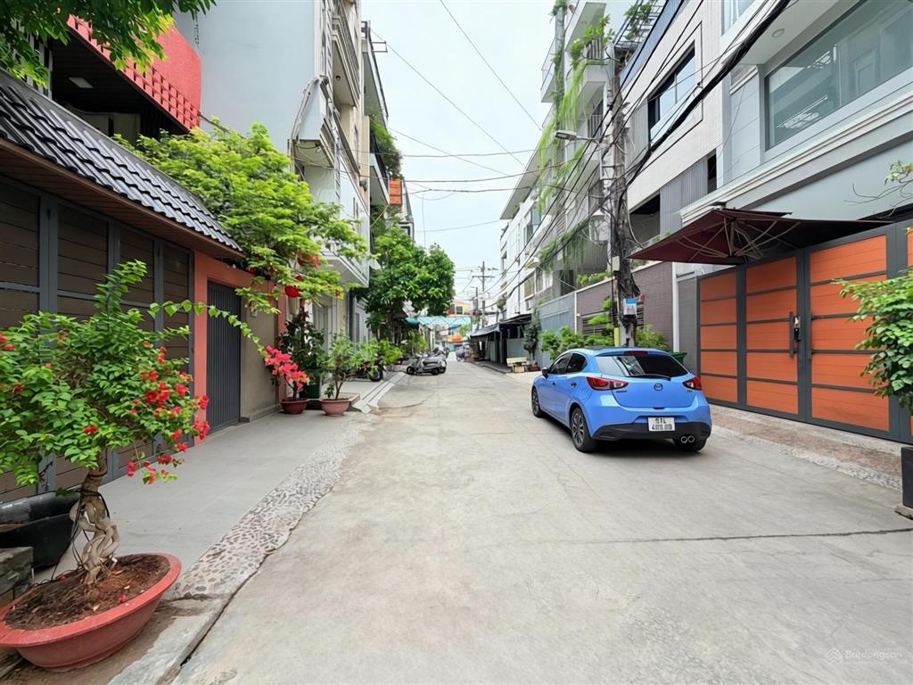 Biệt thự hẻm 8m "hoàng dư khương" q10  185m2 (8x22m) 3 tầng  một trục ra mặt tiền